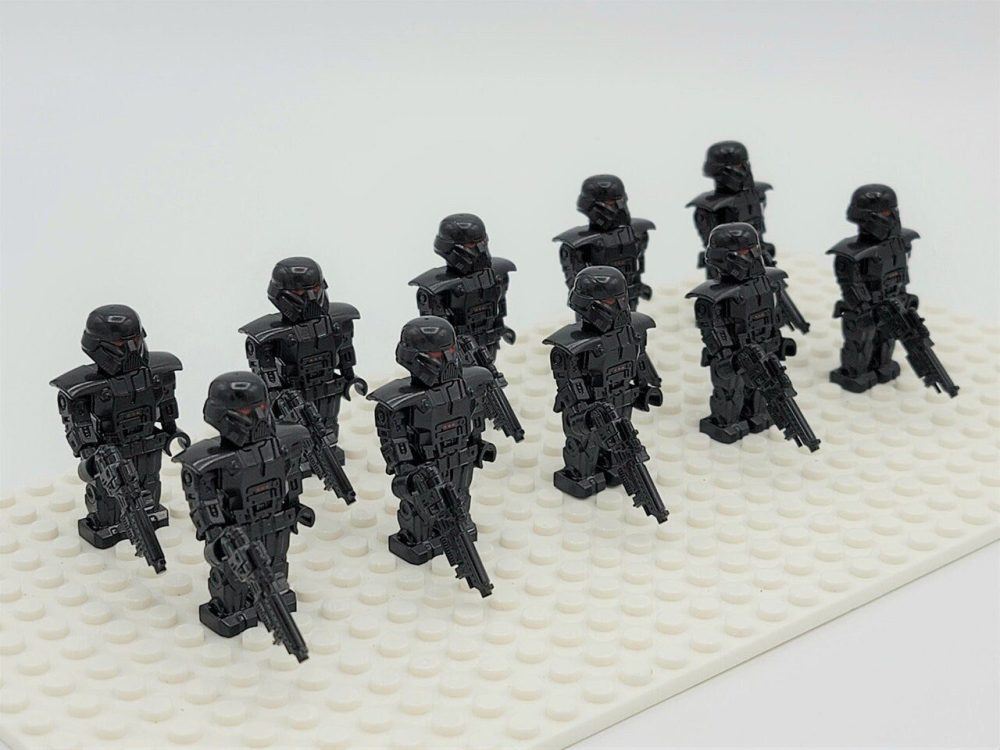 Space War Theme Phase 3 Dark Troopers Block Figures Set Style 1