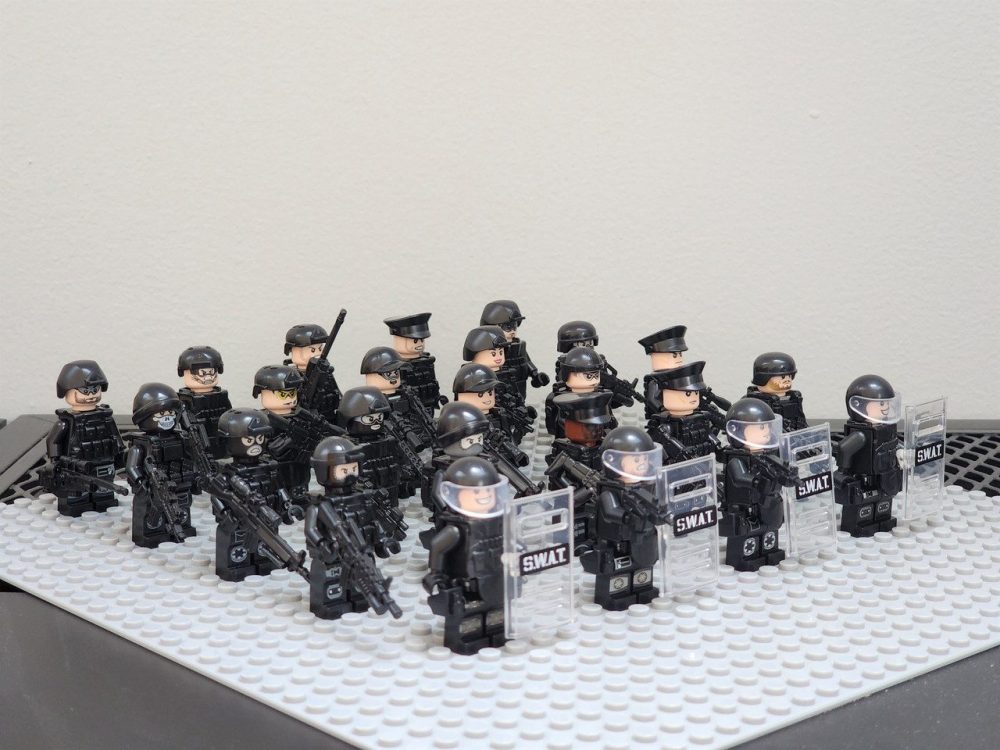 Swat Team Special Forces Riot Shields Block Figures Set of 24pcs With Assortment of