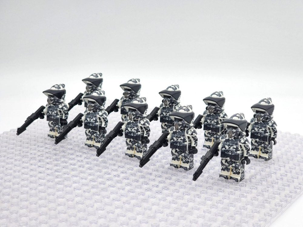 Space War Theme Jungle Camo ARF Clone Trooper Block Figures Set