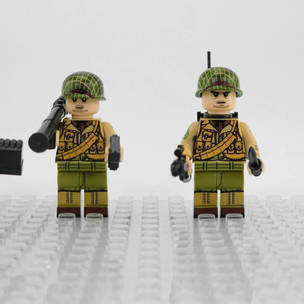 WW2 USA Military Soldiers Block Figures