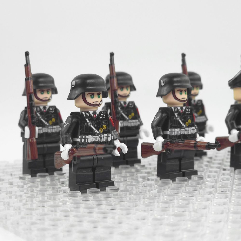 WWII German Honor Guard Soldiers Block Figures Set