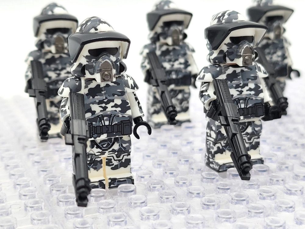 Space War Theme Jungle Camo ARF Clone Trooper Block Figures Set