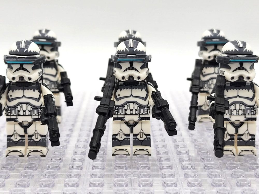 Space War Theme 104th Wolfpack Sargeants Clone TrooperBlock Figures Set