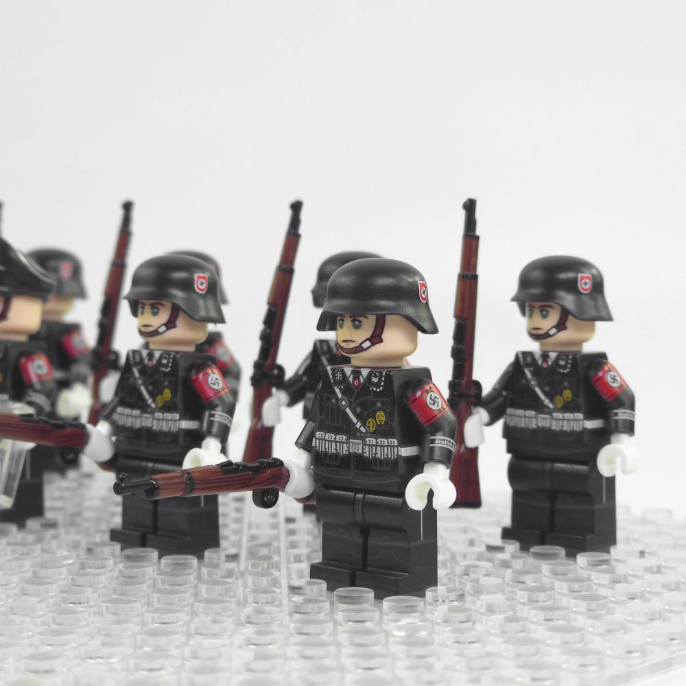 WWII German Honor Guard Soldiers Block Figures Set