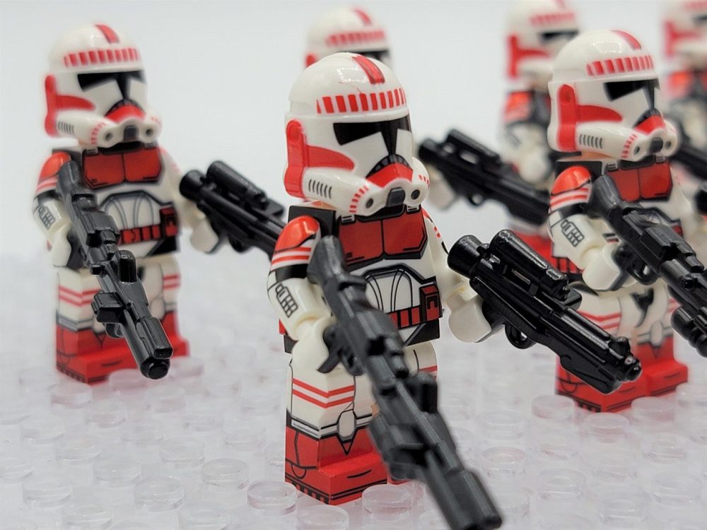 Space War Theme Coruscant Guard With Thorn and Commander Fox Block Figures Set
