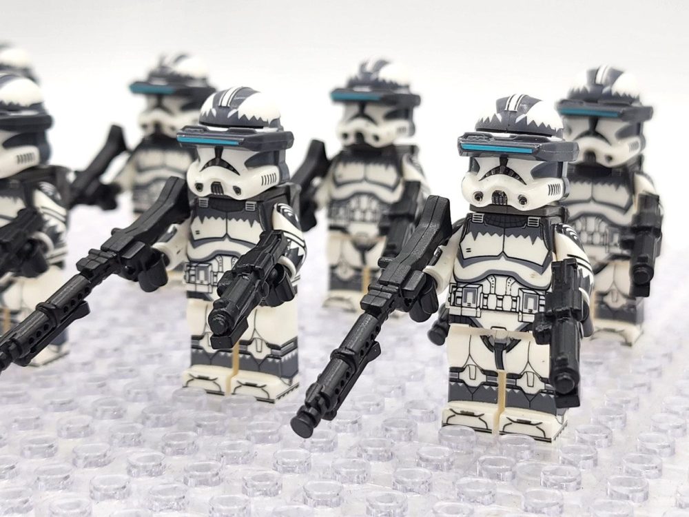 Space War Theme 104th Wolfpack Sargeants Clone TrooperBlock Figures Set