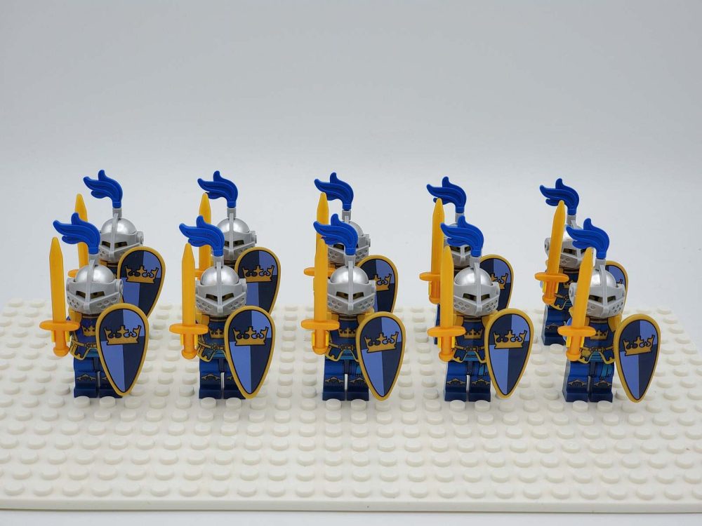 Blue Crown Knights Style 1 Block Figures Set of 10pcs