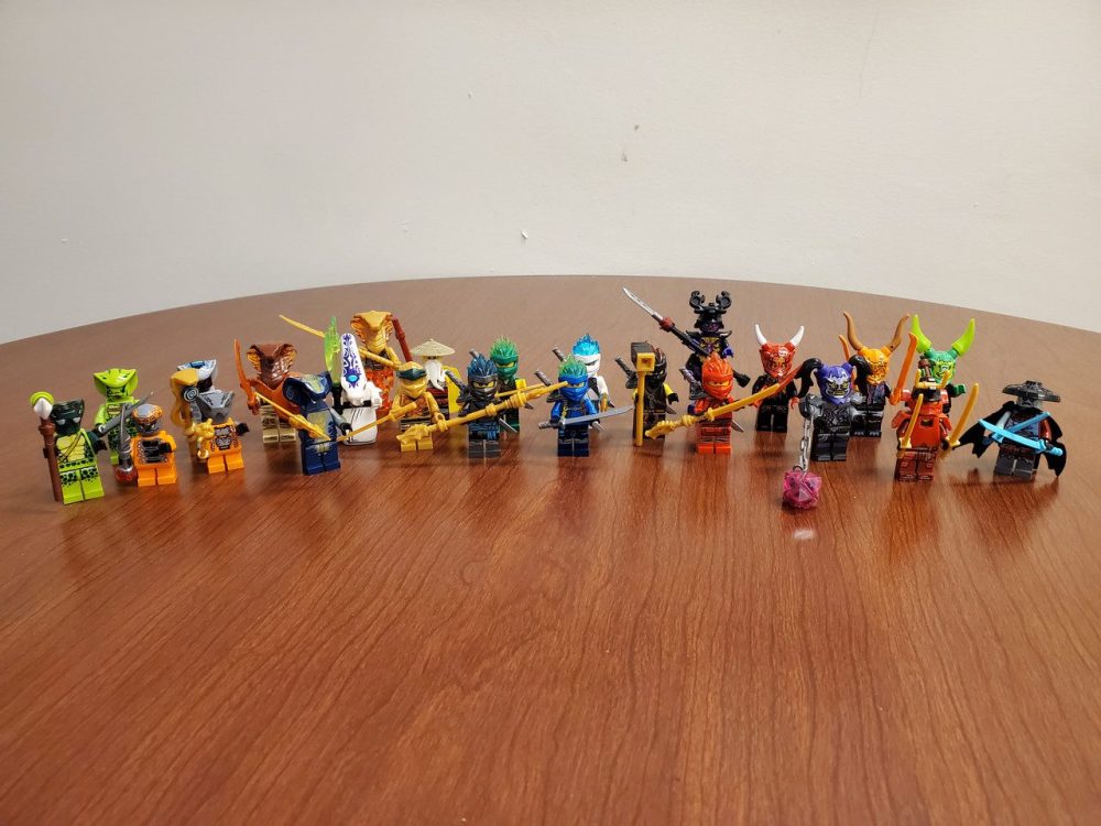 Ninjago Secrets of the Forbidden Spinjitzu 24-Piece Block Figures Collection