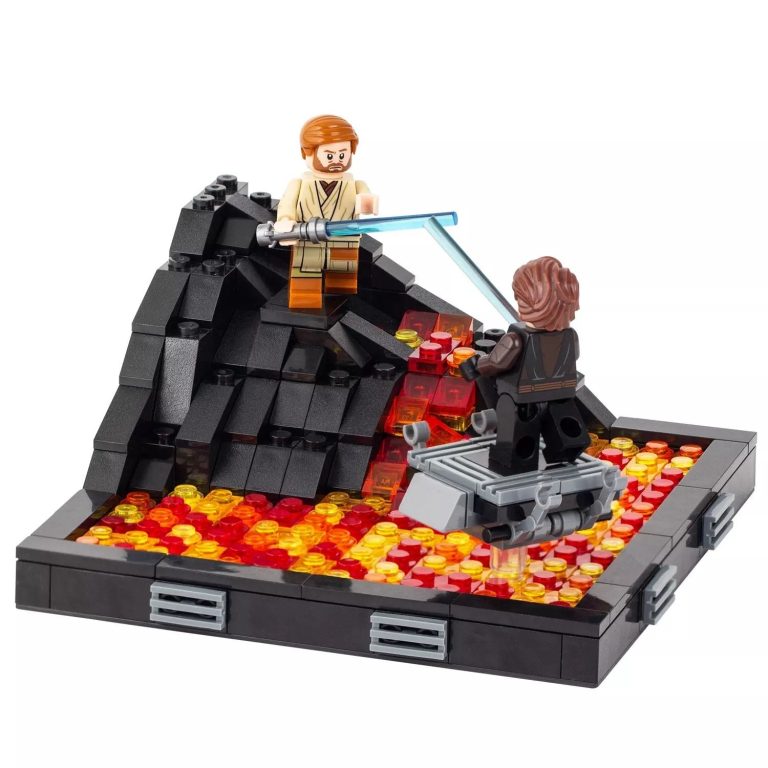Space War Theme Duel On Mustafar MOC Set with Anakin Obi-Wan Block Figures (314pcs)