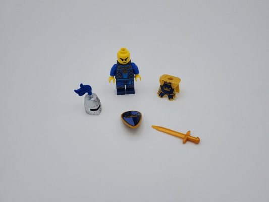 Blue Crown Knights Style 2 Block Figures Set of 10pcs