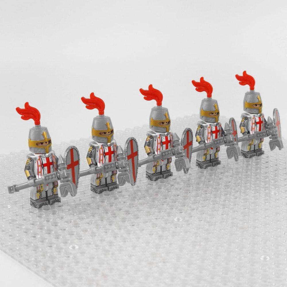 Crusades Knights Templar Battle Priests Block Figures With War Hammers and Shield Accessories