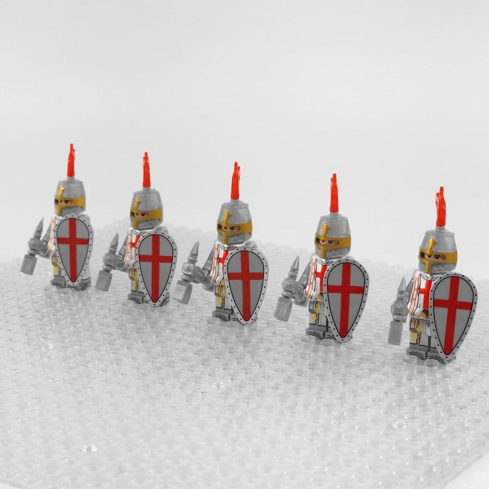 Crusades Knights Templar Battle Priests Block Figures With War Hammers and Shield Accessories