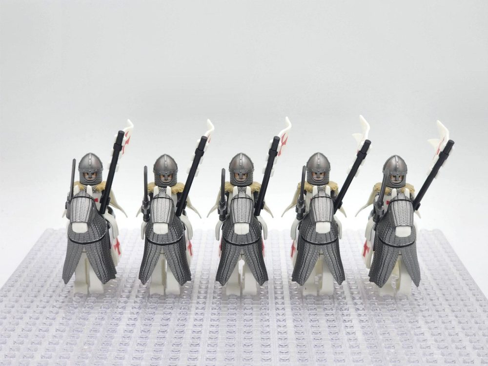 Crusades Mounted Knights Templars Armored Warhorse Block Figures Set