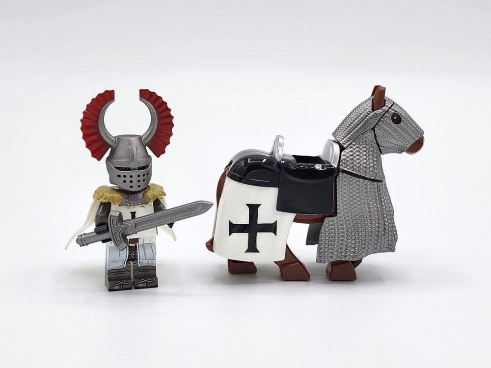 Crusades Mounted Teutonic Knights &Armored Warhorse Block Figures Set