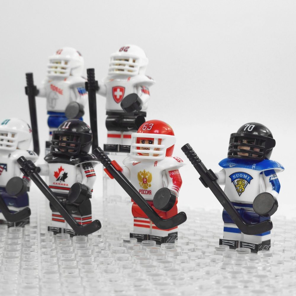 International Hockey All-Star Block Figures Set of 8pcs