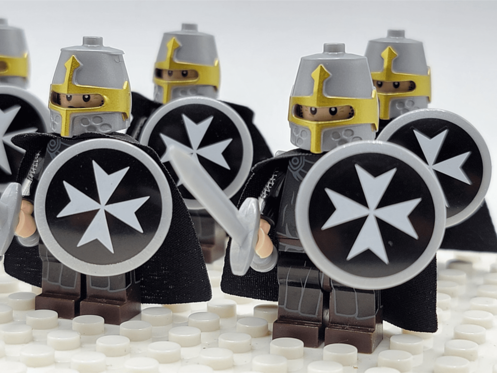 Knights Hospitallers Round Shield Block Figures Set of 10pcs