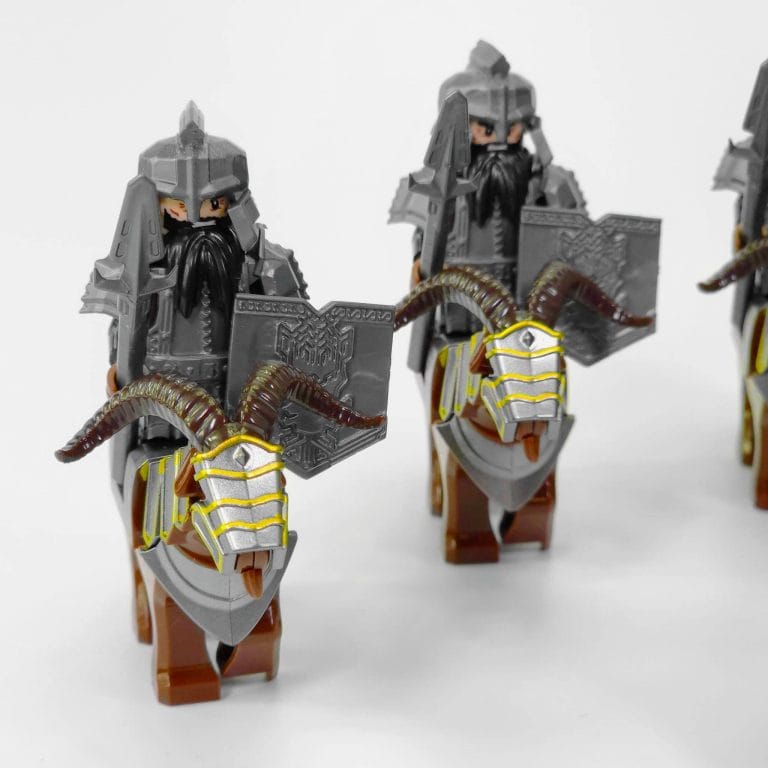 Lord the Rings Iron Hill Dwarves with Boars and Goat Mounts