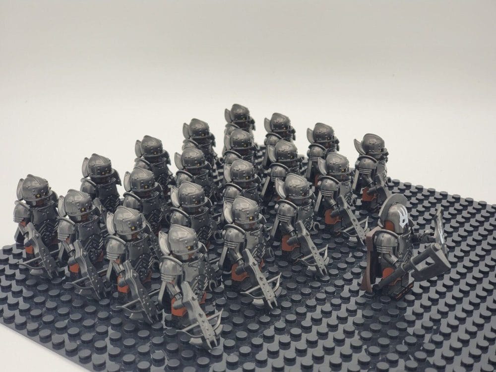 Lord the Rings Uruk-Hai Heavy Armour Block Figures Set 21pcs