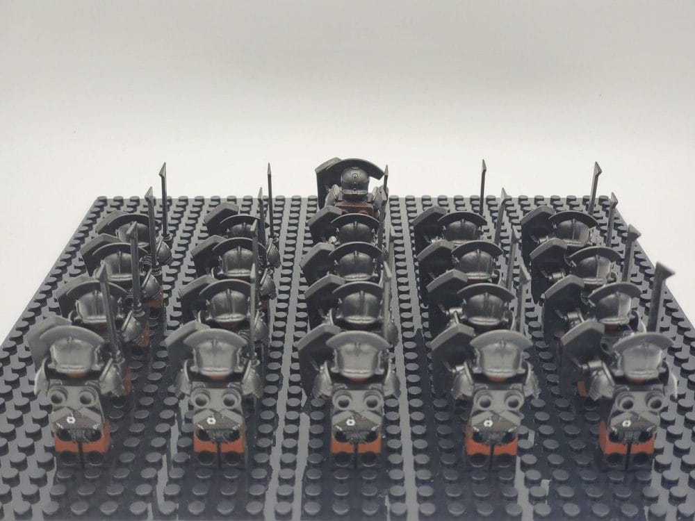 Lord the Rings Uruk-Hai Heavy Armour Block Figures Set 21pcs