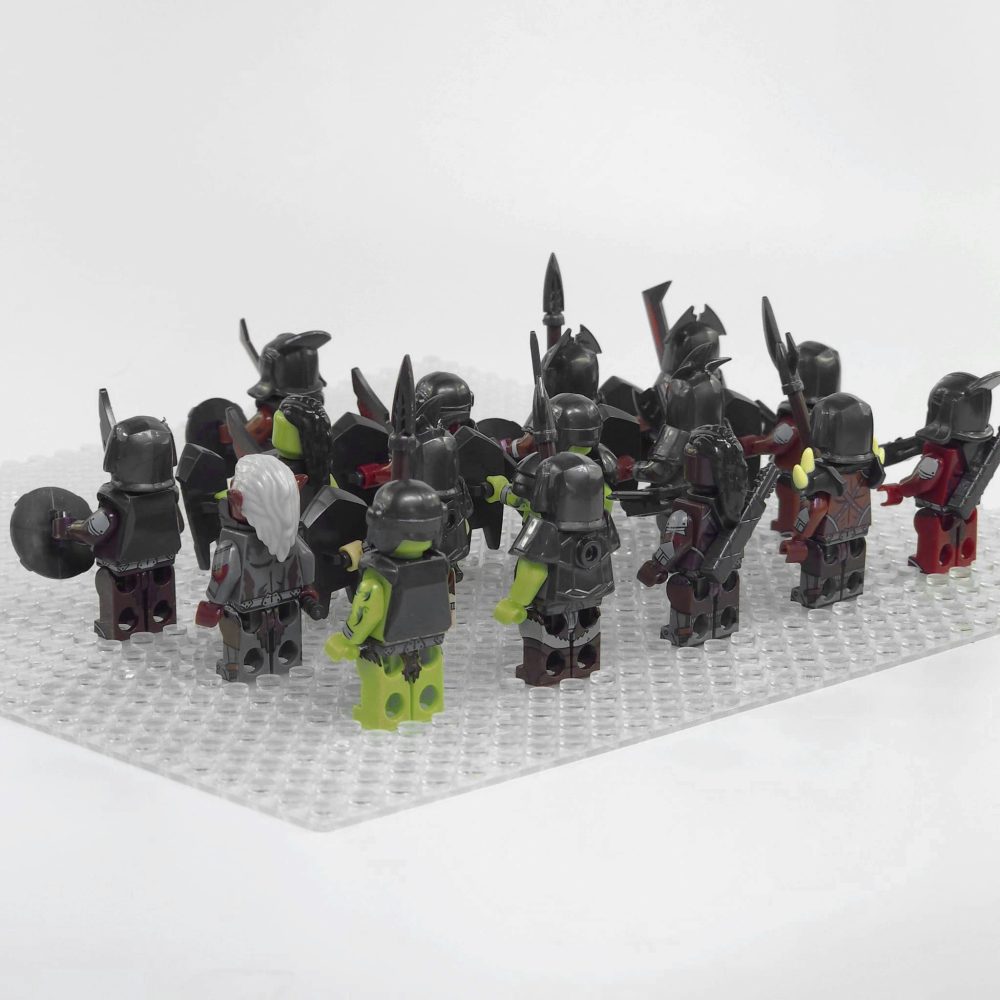 Lord the Rings Uruk-Hai Orcs and Goblins Block Figures Set 16pcs