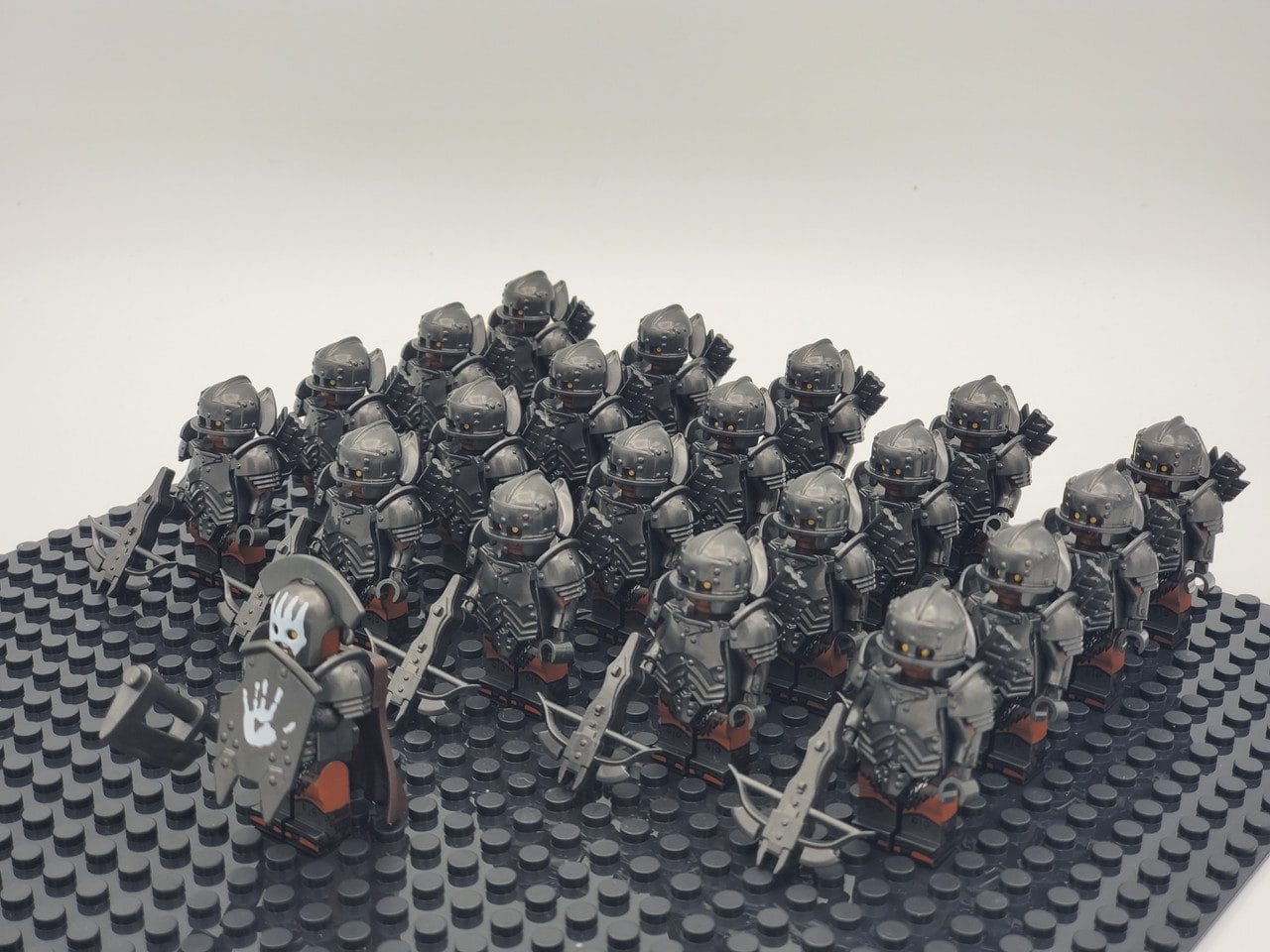 Lord the Rings Uruk-Hai Heavy Crossbows Block Figures Set 21pcs