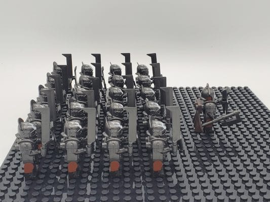 Lord the Rings Uruk-Hai Heavy Swords Block Figures Set 21pcs