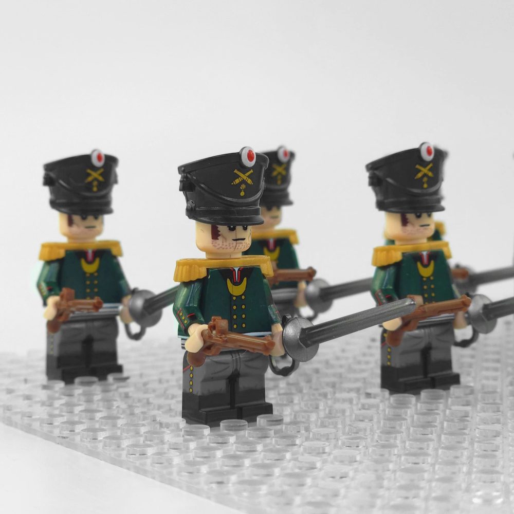 Napoleonic Wars Russian Artillery Officer Block Figures Set of 10pcs