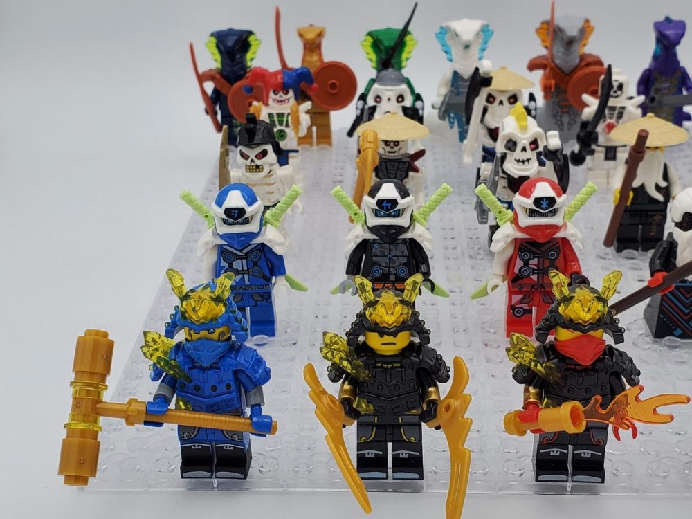 Ninjago Prime Empire 32-Piece Block Figures Collection