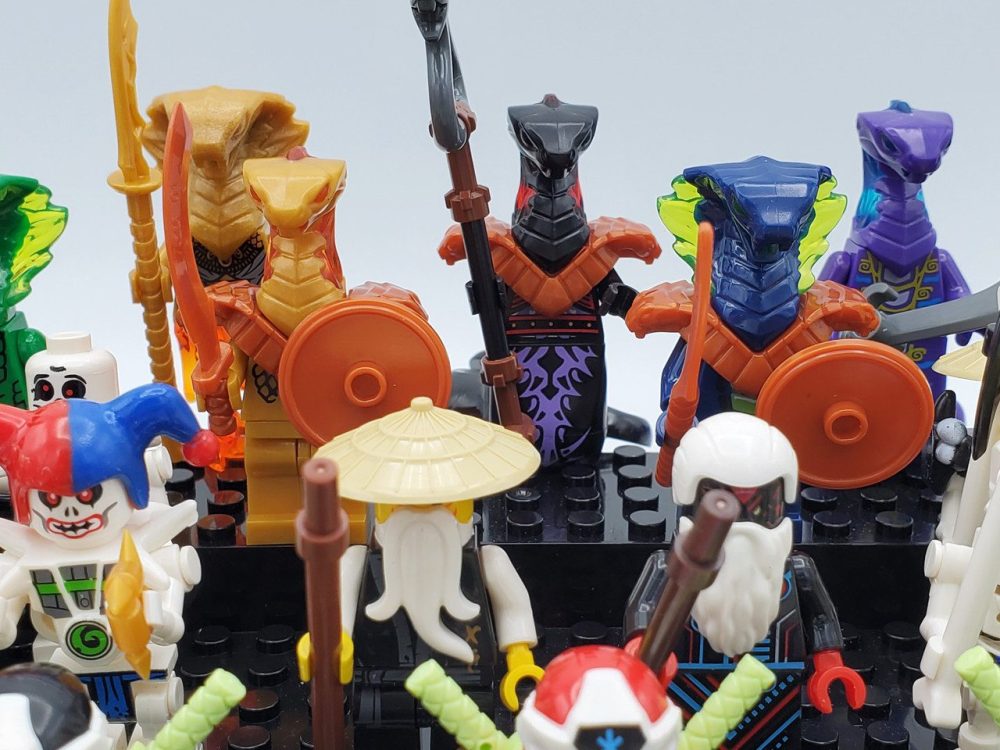 Ninjago Prime Empire 32-Piece Block Figures Collection
