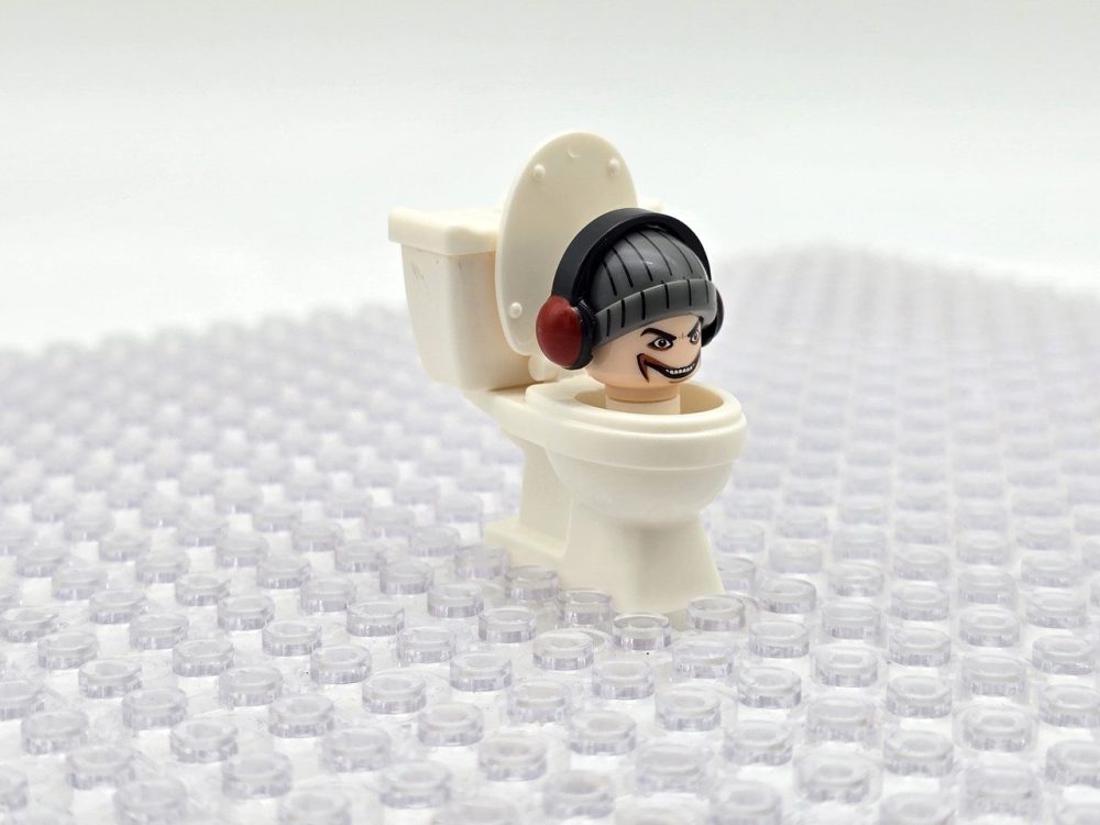 Skibidi Toilet Suspended Toilet Man JD Toilet Man Gman 4.0 Block Figures Set
