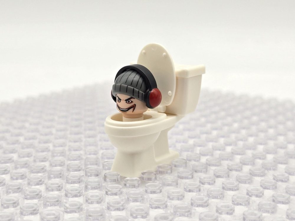Skibidi Toilet Suspended Toilet Man JD Toilet Man Gman 4.0 Block Figures Set