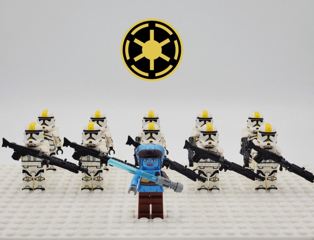 Space War Theme 327th Star Corps Clone Troopers With Jedi Aayla Block Figures Set