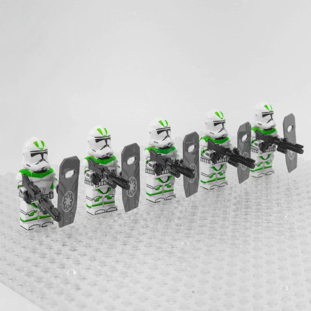 Space War Theme 442nd Clone Trooper With Shields Block Figures Set of 5pcs