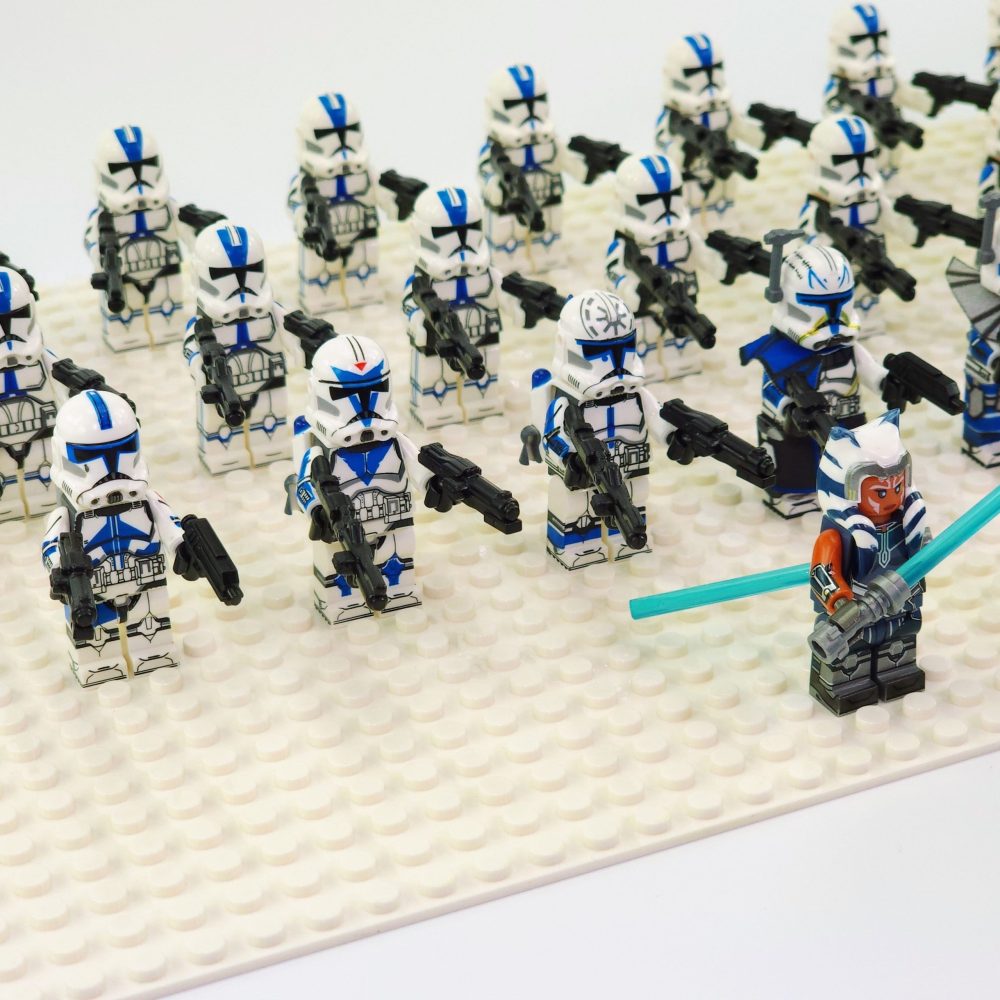 Space War Theme 501st Legion Block Figures Set of 31pcs With Obi-Wan, Anakin and Ahsoka