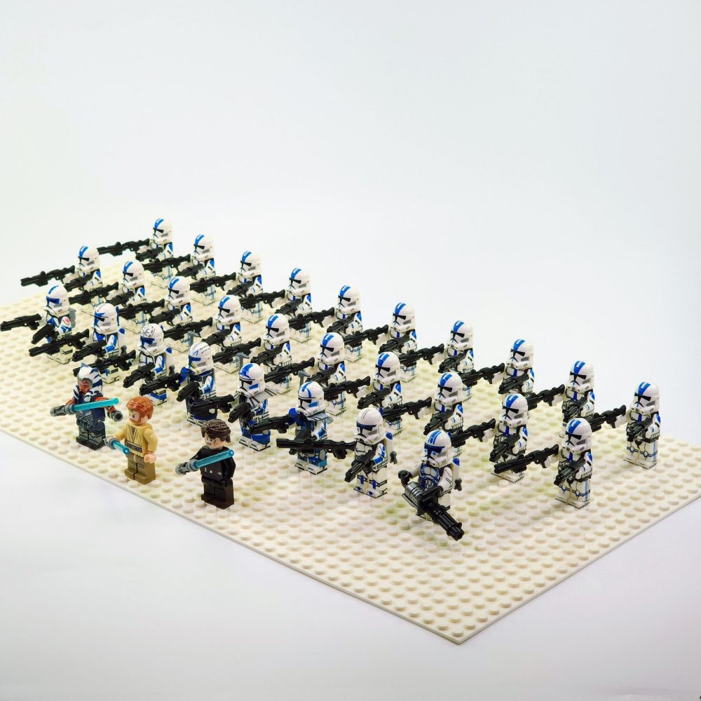 Space War Theme 501st Legion Block Figures Set of 31pcs With Obi-Wan, Anakin and Ahsoka