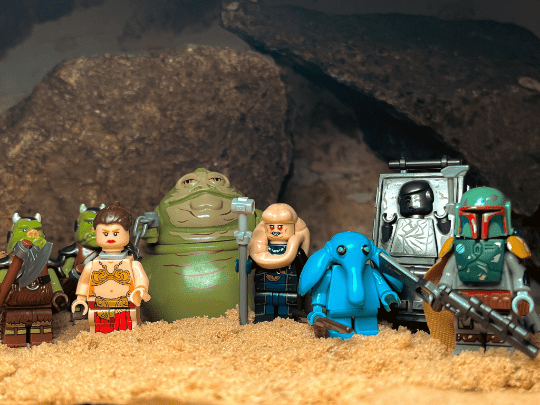 Space War Theme Jabba The Hutts Palace Complete Block Figures Set of 16pcs