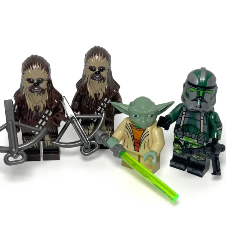 Space War Theme Kashyyyk Wookiee & Jedi Battle Pack – Wookiee Warriors, Yoda & Gree