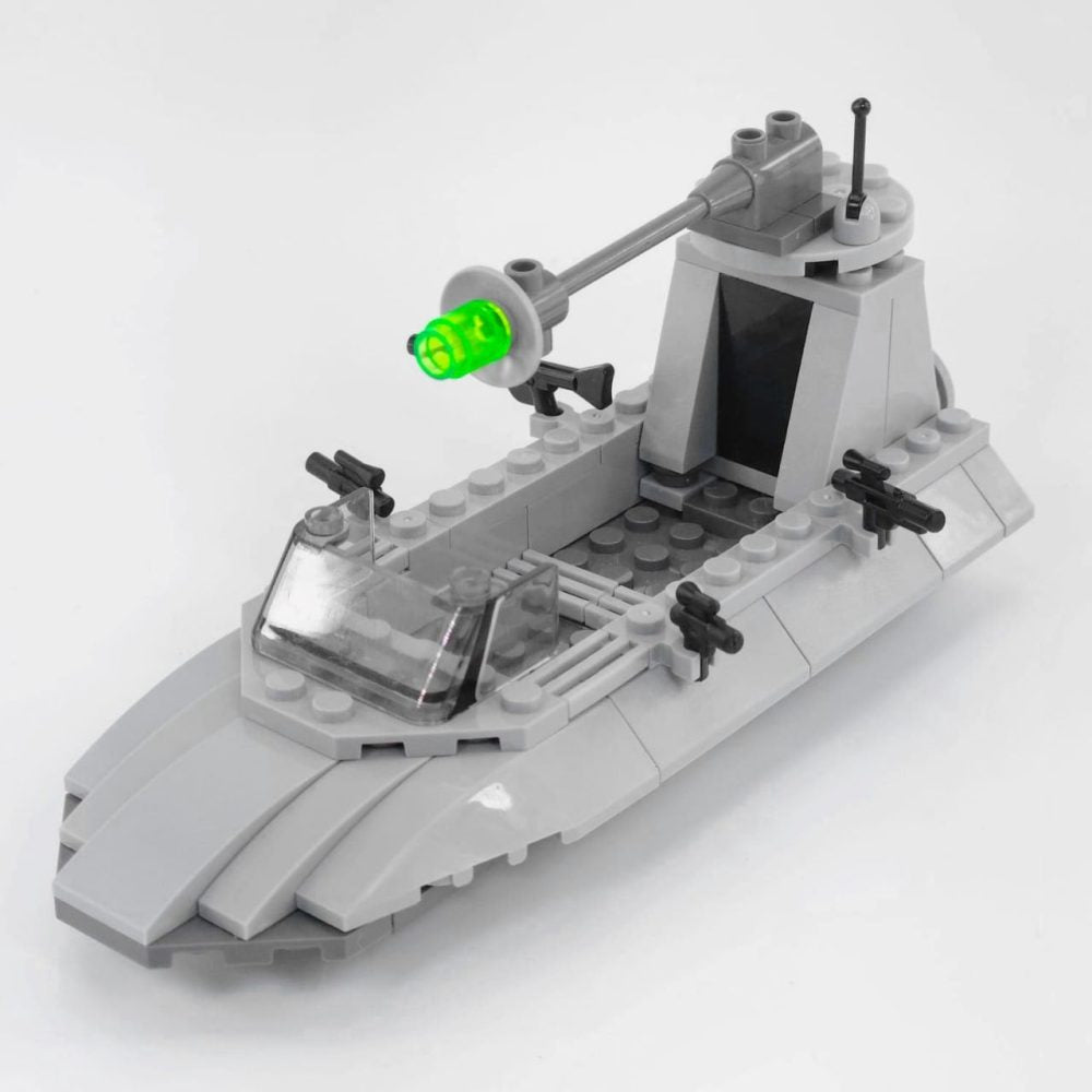 Space War Theme Rebel Alliance Block Figures and Scout Speeder Set