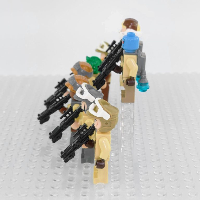 Space War Theme Rebel Troopers Block Figures Set of Bpcs