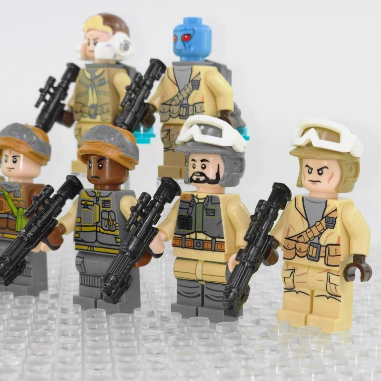 Space War Theme Rebel Troopers Block Figures Set of Bpcs