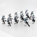 Space War Theme Wolfpack Clones With Commander Wolffe and Comet Block Figures Set