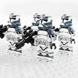 Space War Theme Wolfpack Clones With Commander Wolffe and Comet Block Figures Set