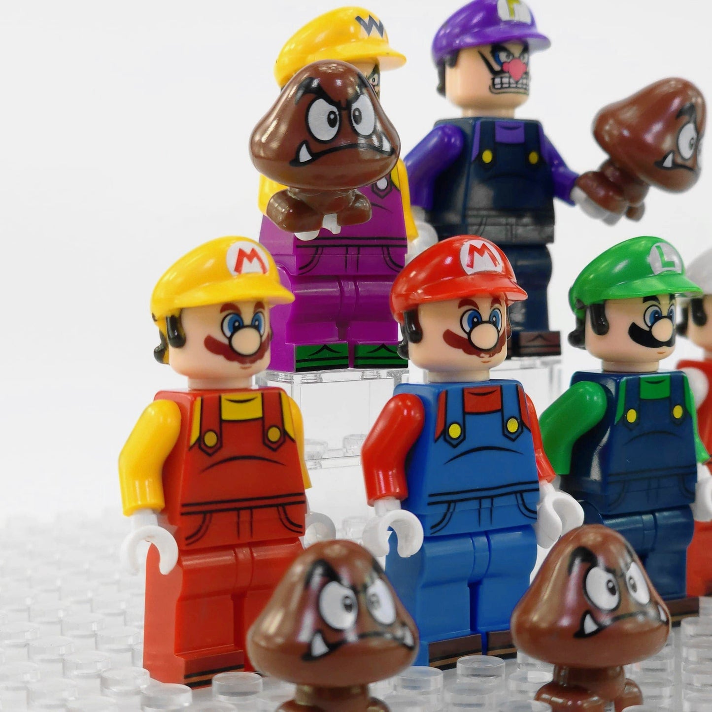 Super Mario Brothers Mario Luigi Wario Minifigure Set