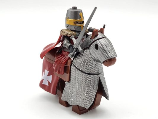Tripoli Mounted Knights & Armored Warhorse Block Figures Set